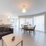 Westhinder With Balcony By Interhome Διαμέρισμα *
