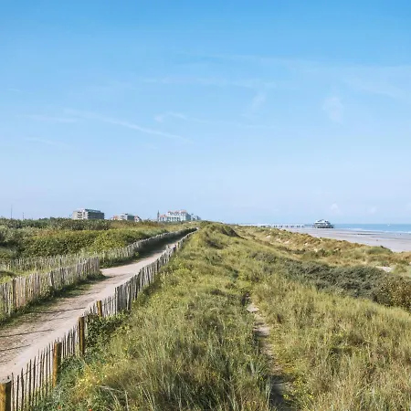 Westhinder With Balcony By Interhome