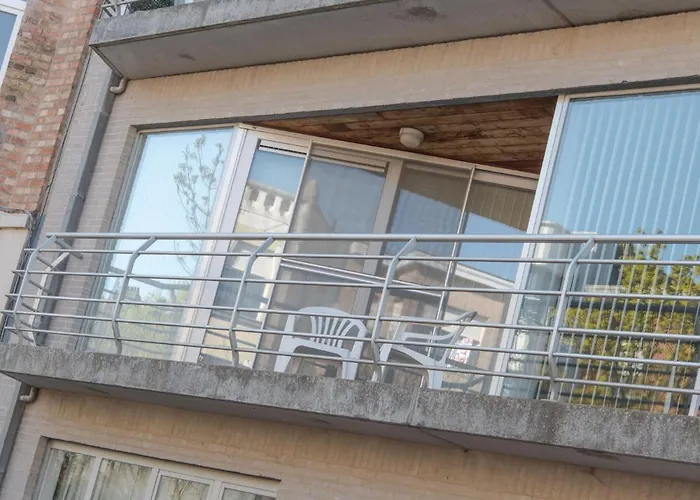 Westhinder With Balcony By Interhome * בלנקנברג