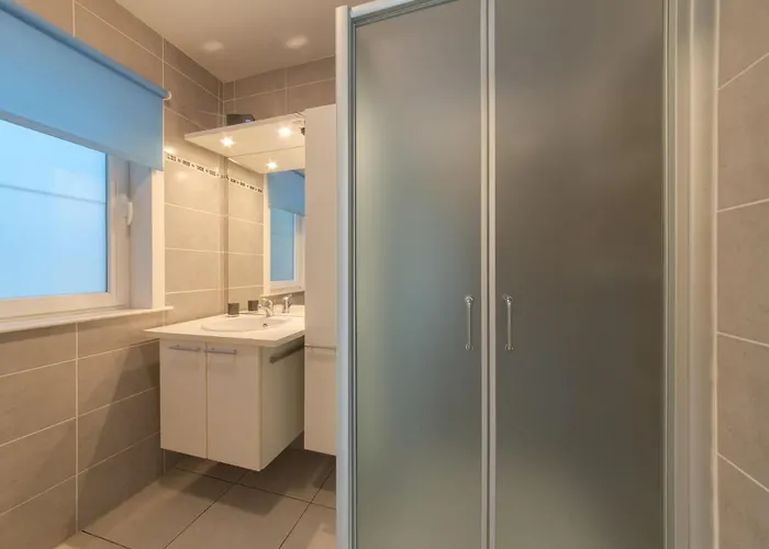 Westhinder With Balcony By Interhome *