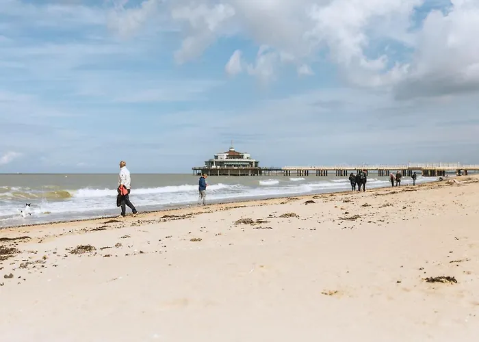 Westhinder With Balcony By Interhome דירה